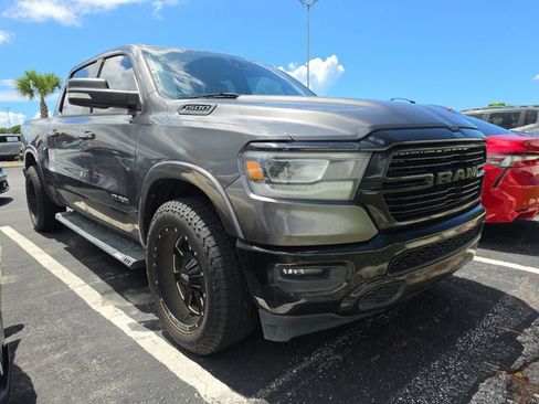 Used 2019 RAM 1500 Laramie AWD/4WD image 1