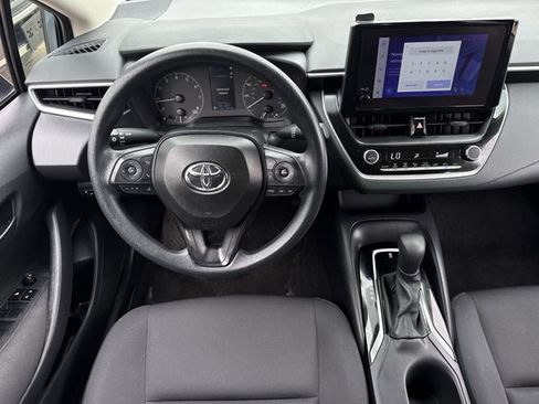 Used 2024 Toyota Corolla LE image 12