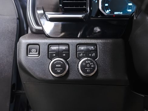 Used 2024 GMC Sierra 1500 Elevation w/ Elevation Premium Package AWD/4WD image 20