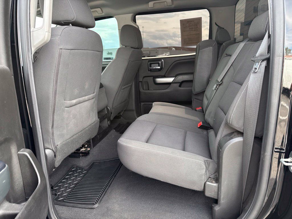 Used 2019 Chevrolet Silverado 2500 LT w/ Texas Edition AWD/4WD image 7