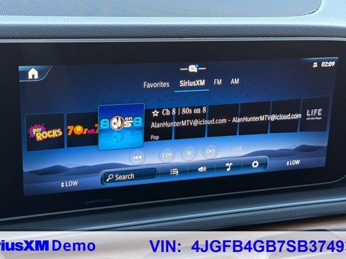 Certified 2025 Mercedes-Benz GLE 450e GLE 450e 4MATIC image 35