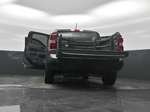 Used 2023 Ford Maverick Lariat w/ Lariat Luxury Package AWD/4WD image 41
