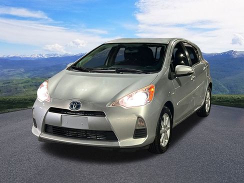 Used 2014 Toyota Prius C Three image 1