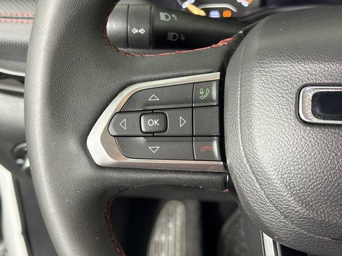 Used 2024 Jeep Compass Trailhawk image 23