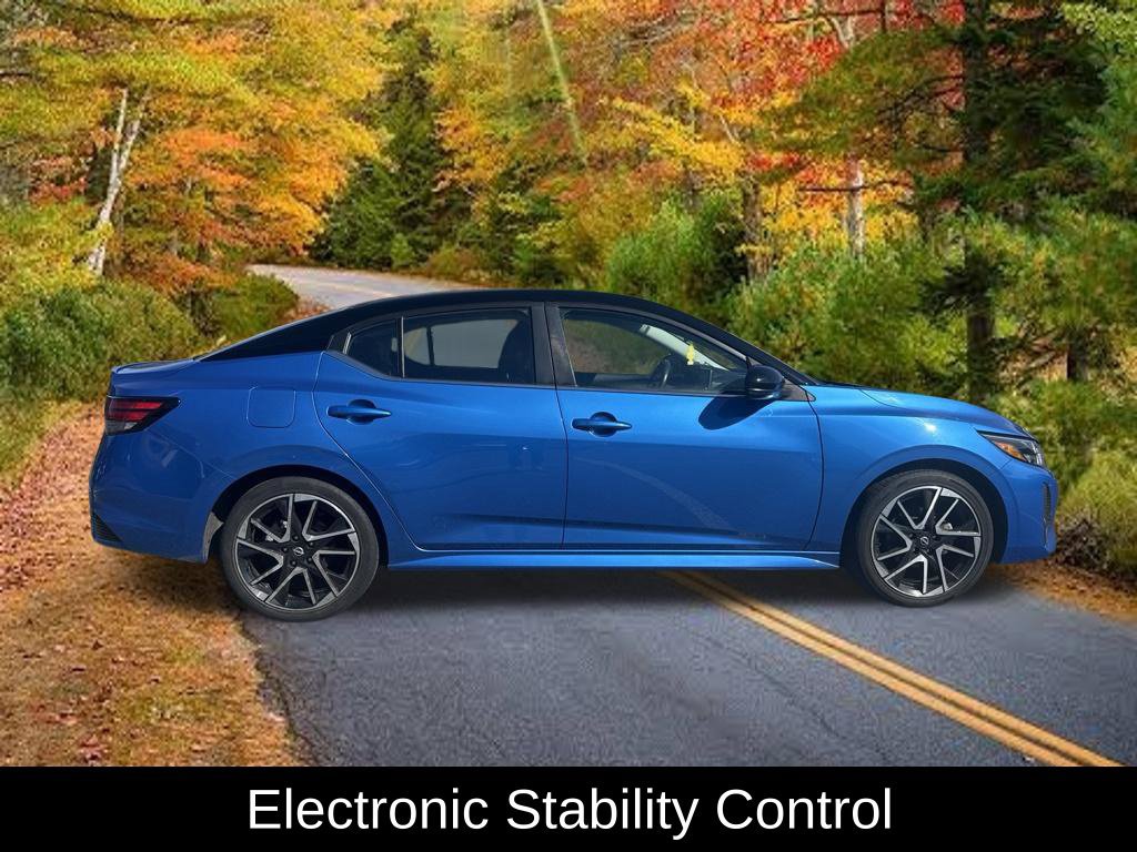 Certified 2024 Nissan Sentra SR FWD image 14
