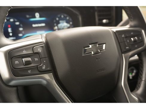 Used 2023 Chevrolet Silverado 1500 RST w/ Z71 Off-Road Package AWD/4WD image 30