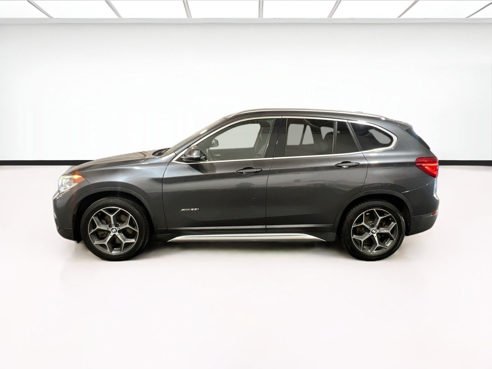 Used 2016 BMW X1 xDrive28i AWD/4WD image 22