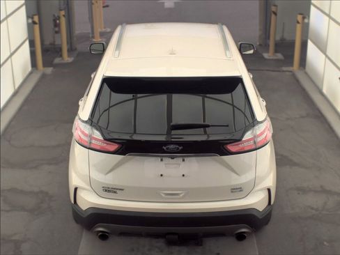 Used 2019 Ford Edge SEL w/ Equipment Group 201A AWD/4WD image 6