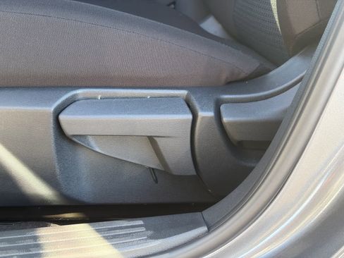 New 2026 Nissan Kicks S image 8