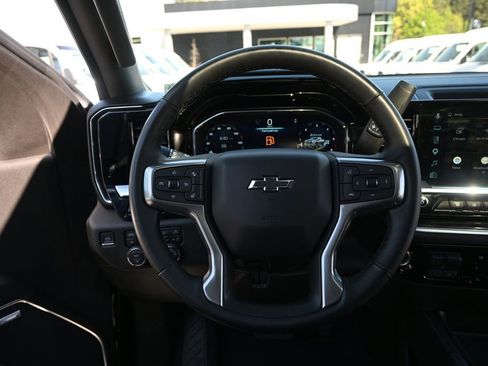 Used 2024 Chevrolet Silverado 2500 LTZ w/ LTZ Plus Package image 2