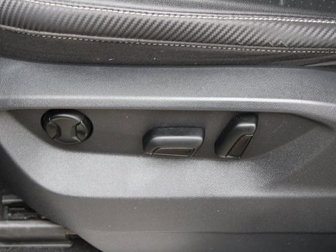 Certified 2021 Volkswagen Atlas Cross Sport SE image 10