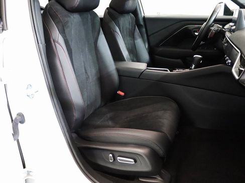 Used 2025 Acura ADX A-Spec image 13