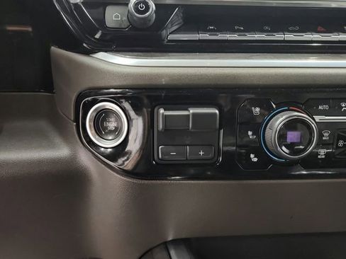 Used 2022 Chevrolet Silverado 1500 LTZ w/ LTZ Convenience Package II image 36