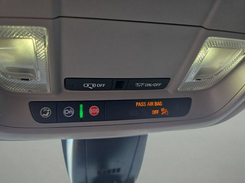 Used 2025 Chevrolet Blazer LT w/ Midnight/Sport Edition FWD image 20