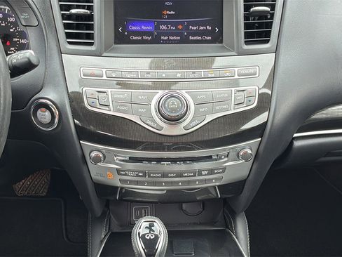 Used 2019 INFINITI QX60 Luxe w/ Essential Package image 22