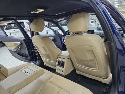 Used 2017 BMW 330i xDrive Sedan image 23
