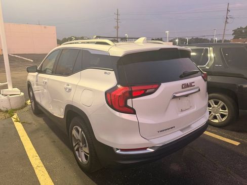 Used 2020 GMC Terrain SLT w/ Preferred Package FWD image 11