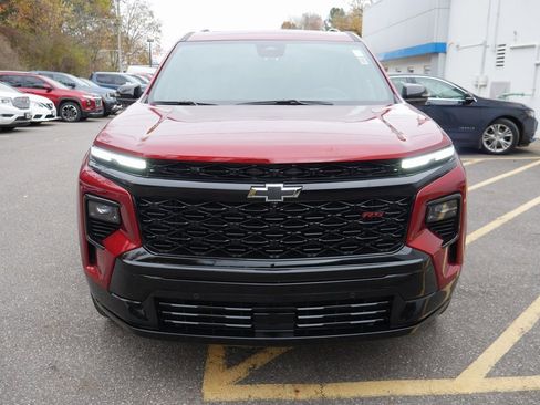 Used 2024 Chevrolet Traverse RS w/ LPO, Floor Liner Package image 3