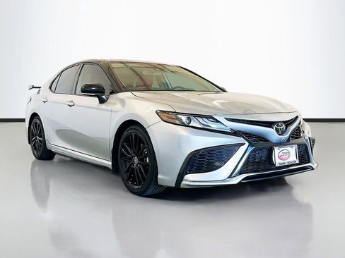 Used 2024 Toyota Camry XSE w/ Navigation Package FWD image 3