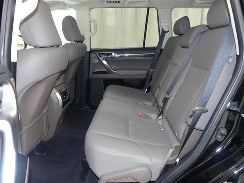 Used 2022 Lexus GX 460 Premium image 24