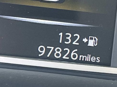 Used 2018 Nissan Sentra S w/ S Midnight Style Package FWD image 33