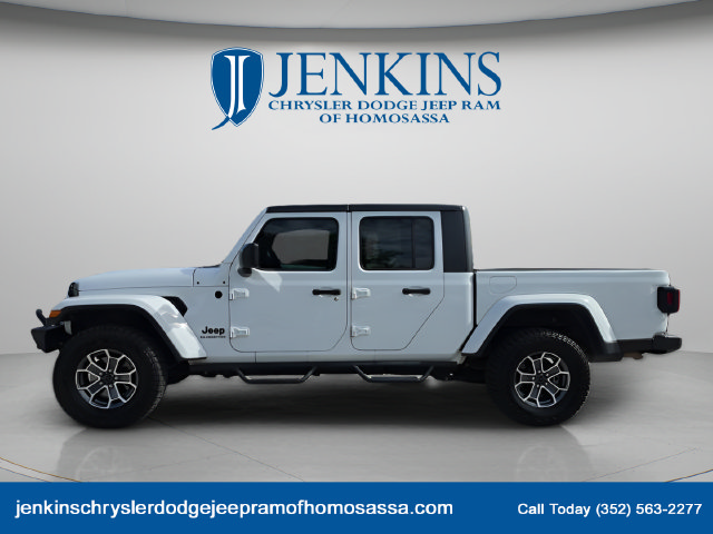 Used 2020 Jeep Gladiator Sport AWD/4WD image 9