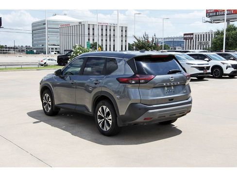 Used 2023 Nissan Rogue SV w/ SV Premium B Package FWD image 5