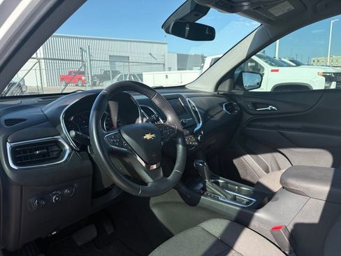 Used 2020 Chevrolet Equinox LT FWD image 10