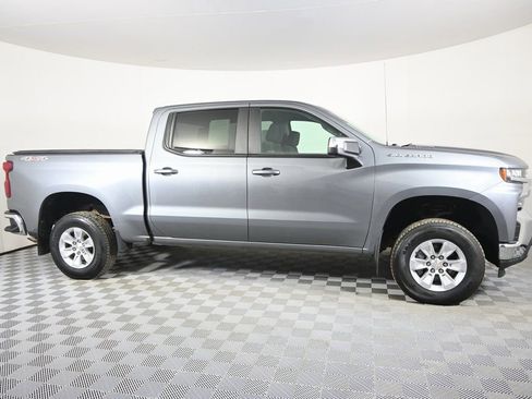 Used 2022 Chevrolet Silverado 1500 LT w/ Bed Protection Package AWD/4WD image 9