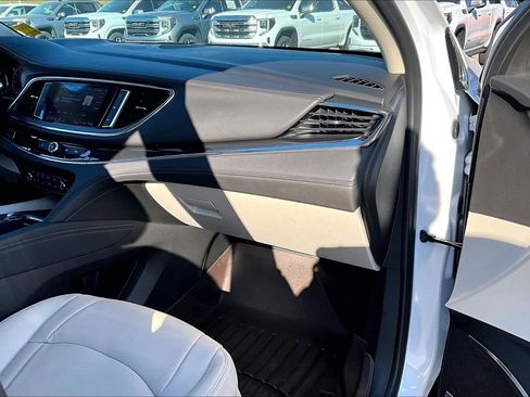 Used 2023 Buick Enclave Premium w/ Experience Buick Package image 16