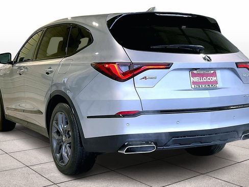 Used 2023 Acura MDX A-Spec image 13