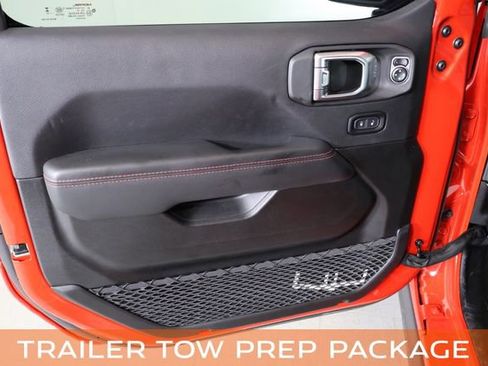 Used 2025 Jeep Wrangler Rubicon AWD/4WD image 17