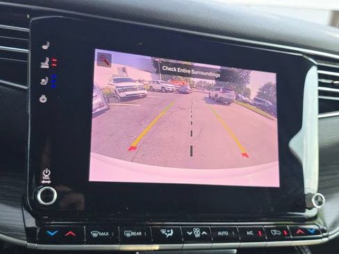 Used 2024 Jeep Wagoneer L Series II w/ Flexible Seating Group RWD image 20