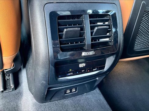 Used 2021 BMW X4 M40i w/ Premium Package image 32