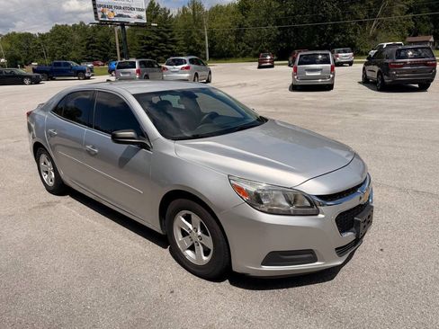 Used 2014 Chevrolet Malibu LS w/ Protection Package FWD image 4
