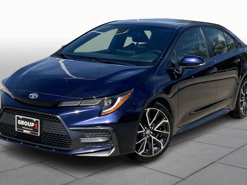 Used 2020 Toyota Corolla XSE image 1