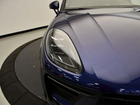 Certified 2026 Porsche Macan AWD/4WD image 15