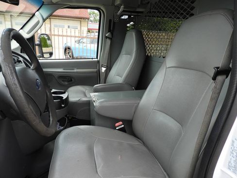Used 2007 Ford E-150 and Econoline 150 RWD image 14