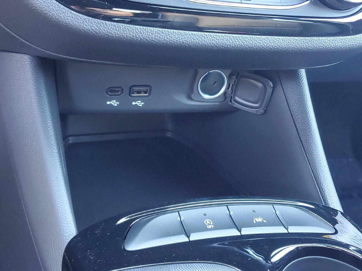New 2026 Buick Envista Sport Touring FWD image 23