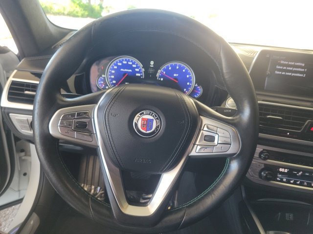 Used 2017 BMW ALPINA B7 xDrive AWD/4WD image 22