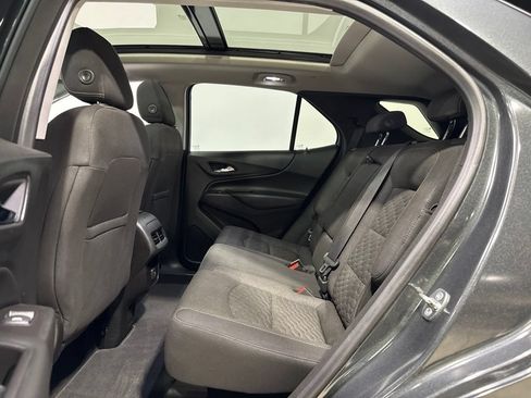 Used 2019 Chevrolet Equinox LT w/ Sun & Navigation Package AWD/4WD image 25