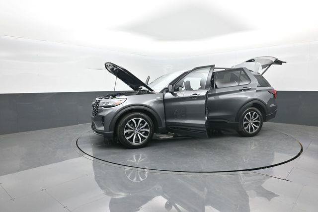 New 2026 Ford Explorer ST-Line RWD image 38
