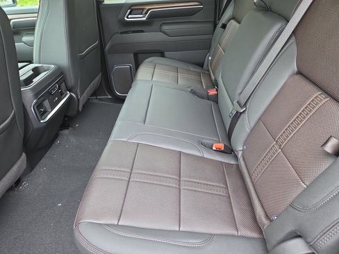 New 2026 Chevrolet Silverado 3500 High Country w/ Technology Package AWD/4WD image 9