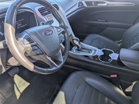 Used 2016 Ford Fusion Energi SE image 15