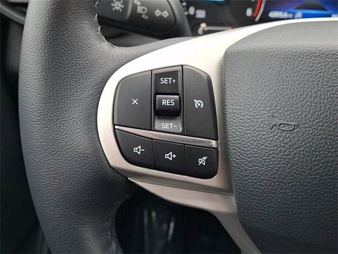 Certified 2023 Ford Explorer XLT image 21