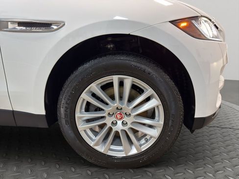 Used 2020 Jaguar F-PACE Prestige image 23