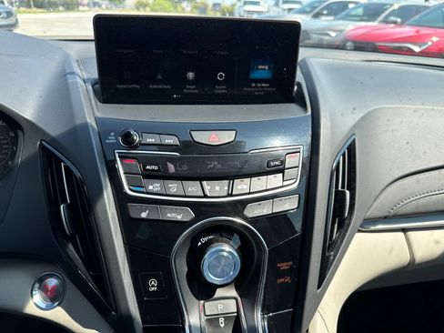 Used 2025 Acura RDX SH-AWD w/ Technology Package image 8