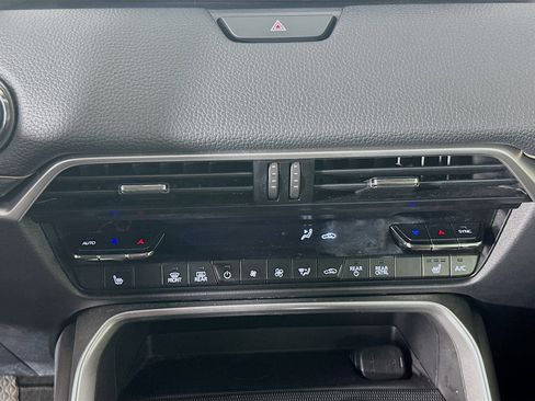 Used 2024 MAZDA CX-90 3.3 Turbo w/ Preferred Plus image 24