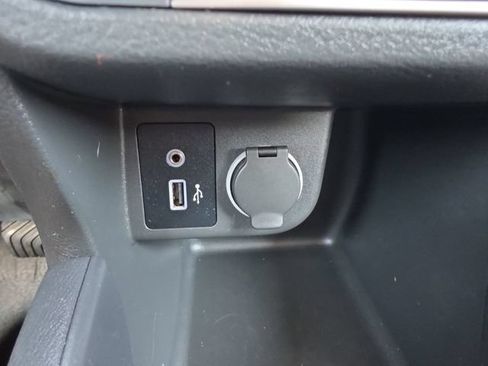 Used 2025 Nissan Kicks Play S FWD image 6
