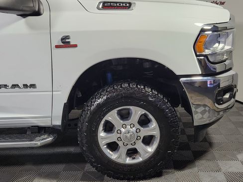 Used 2024 RAM 2500 Big Horn w/ Off Road Package image 9